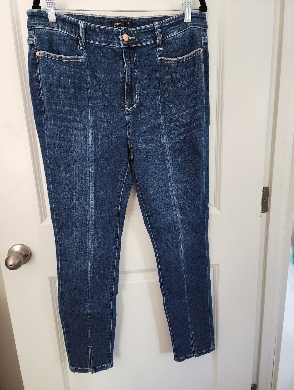 Judy Blue Dark Blue Skinny Jeans with Front Seam Detail Size 15/32.